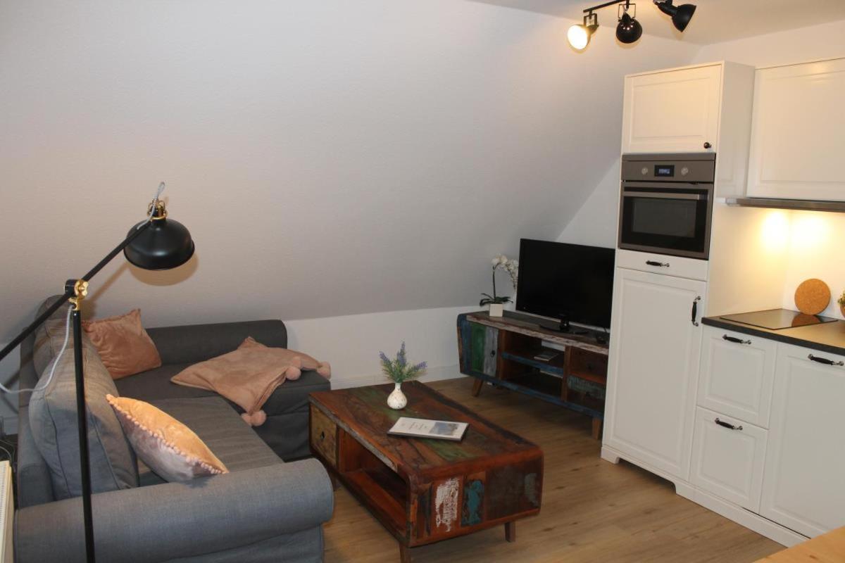 Ferienwohnung Lasse In Wieck Ngoại thất bức ảnh