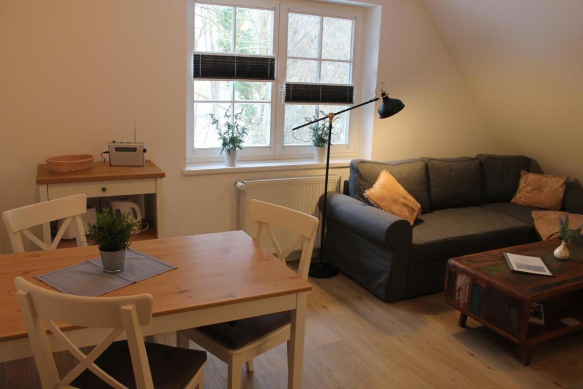 Ferienwohnung Lasse In Wieck Ngoại thất bức ảnh